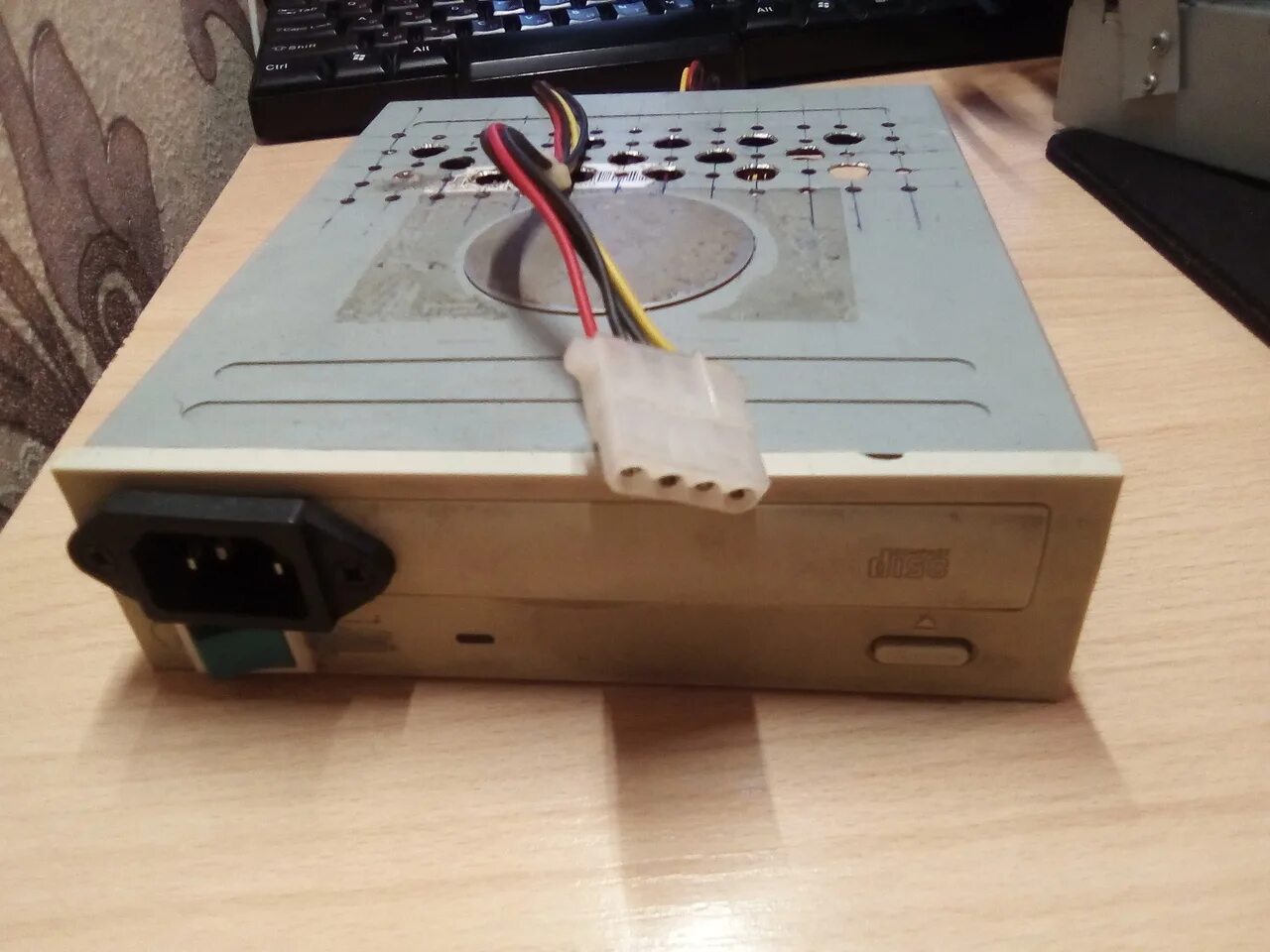 ящик из cd-привода. Ncl071 дисковод. внешний дисковод для компьютера своими руками. внешний fdd дисковод 3. внешний дисковод из внутреннего.