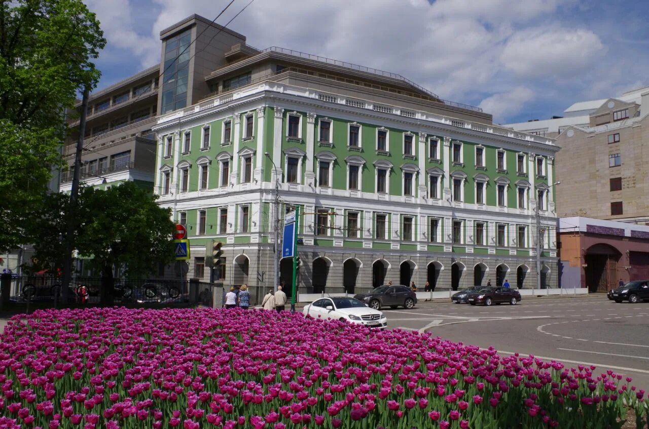 Арбатская площадь 14с1. Арбатская площадь 1. Г. Москва, Арбатская площадь, д. 1. Москва Арбатская площадь д 1 ВБРР. БЦ Арбатская площадь.