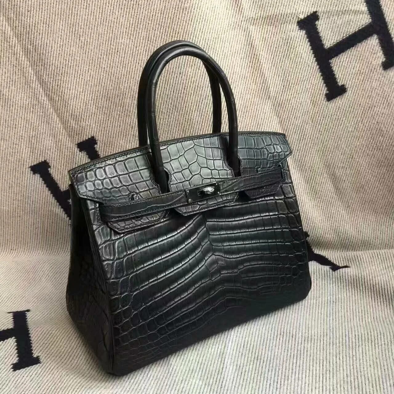 Hermes крокодил. Hermes крокодил