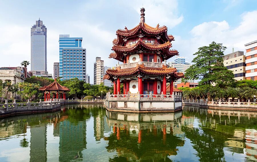 Китайские пагоды. Китай Shenzhen Pagoda. Китайская пагода Тайвань. Пагода Тяньнин в Китае. Погода в китае в сентябре