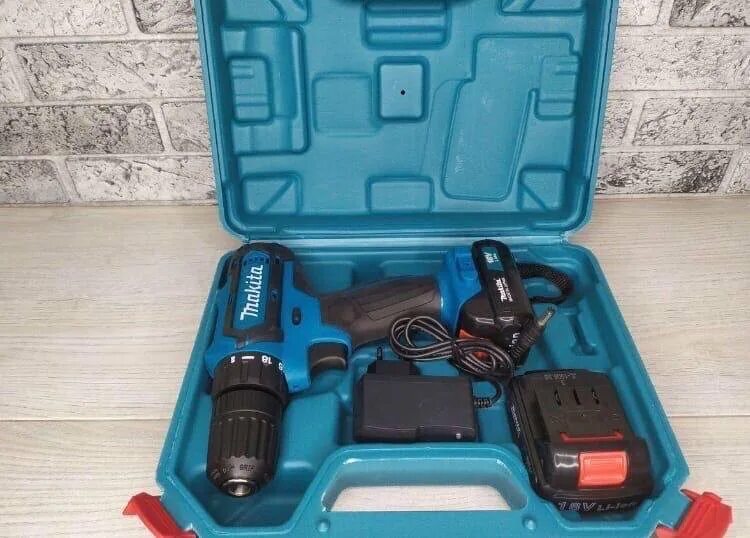 Шуруповерт макита 18 вольт. Шуруповерт makita 18v. макита шуруповерт 18v. шуруповерт makita 18 вольт. макита шуруповерт аккумуляторный 18.