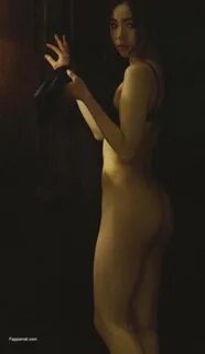 Shin Se-Kyung Nude.