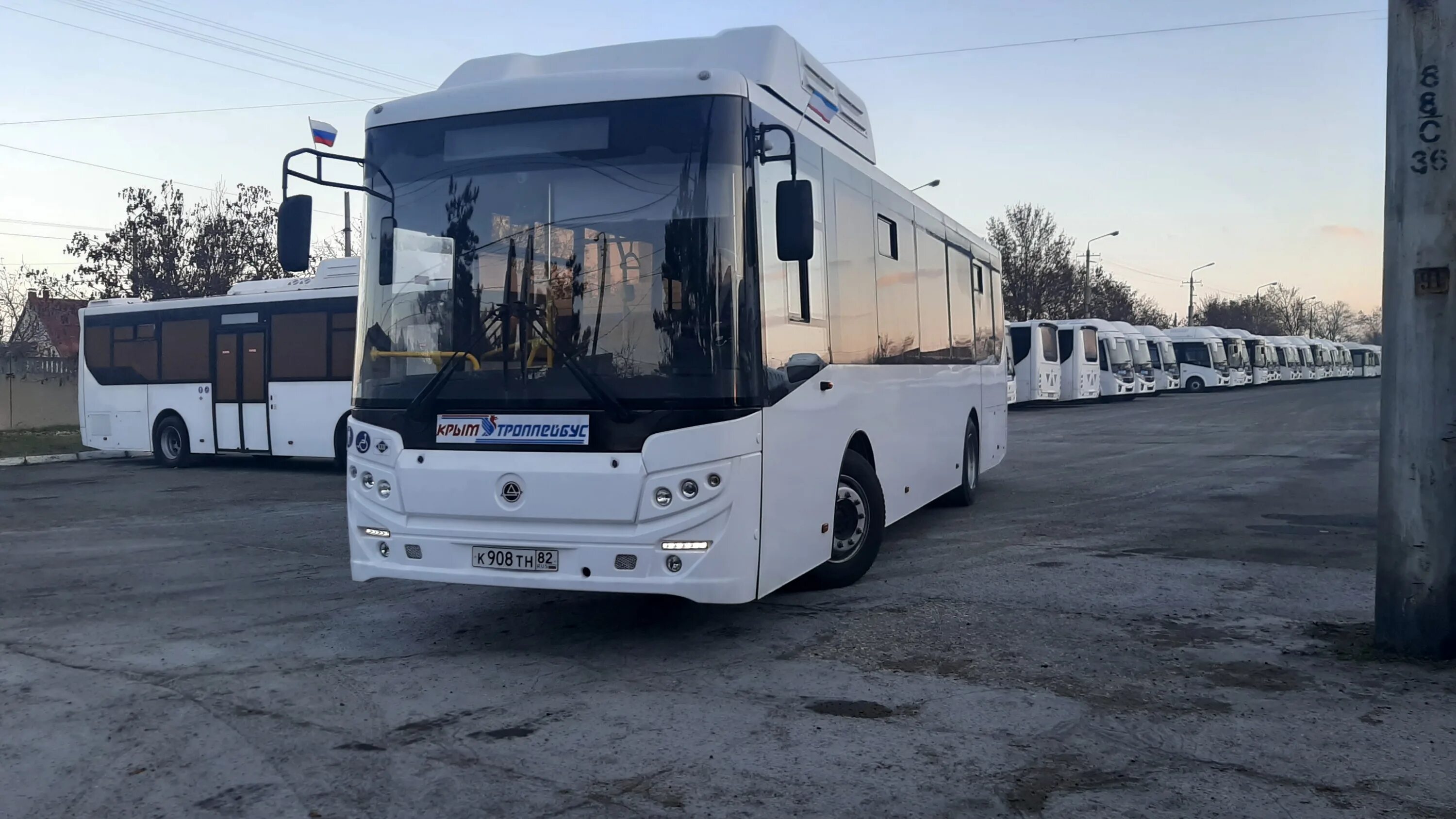 Автобусы города симферополя. Гуп рк крымтроллейбус. крымтроллейбус симферополь автобусы. новые автобусы в симферополе 88. новые автобусы крым троллейбус.