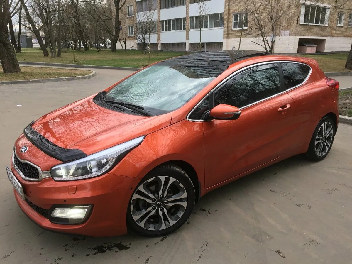 Киа сид 2 года. Kia Pro Ceed 2013 оранжевый. Kia Ceed Orange Fusion. Оранжевый Киа СИД хэтчбек. Kia СИД хэтчбек 3 дверный 2023.