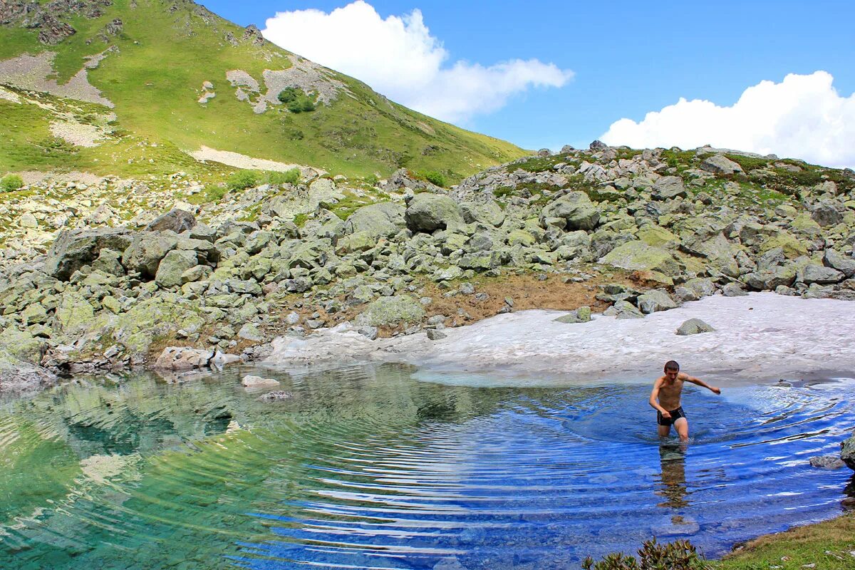 Озеро в минеральных водах