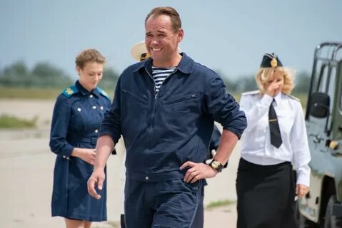 Невеста комдива роли