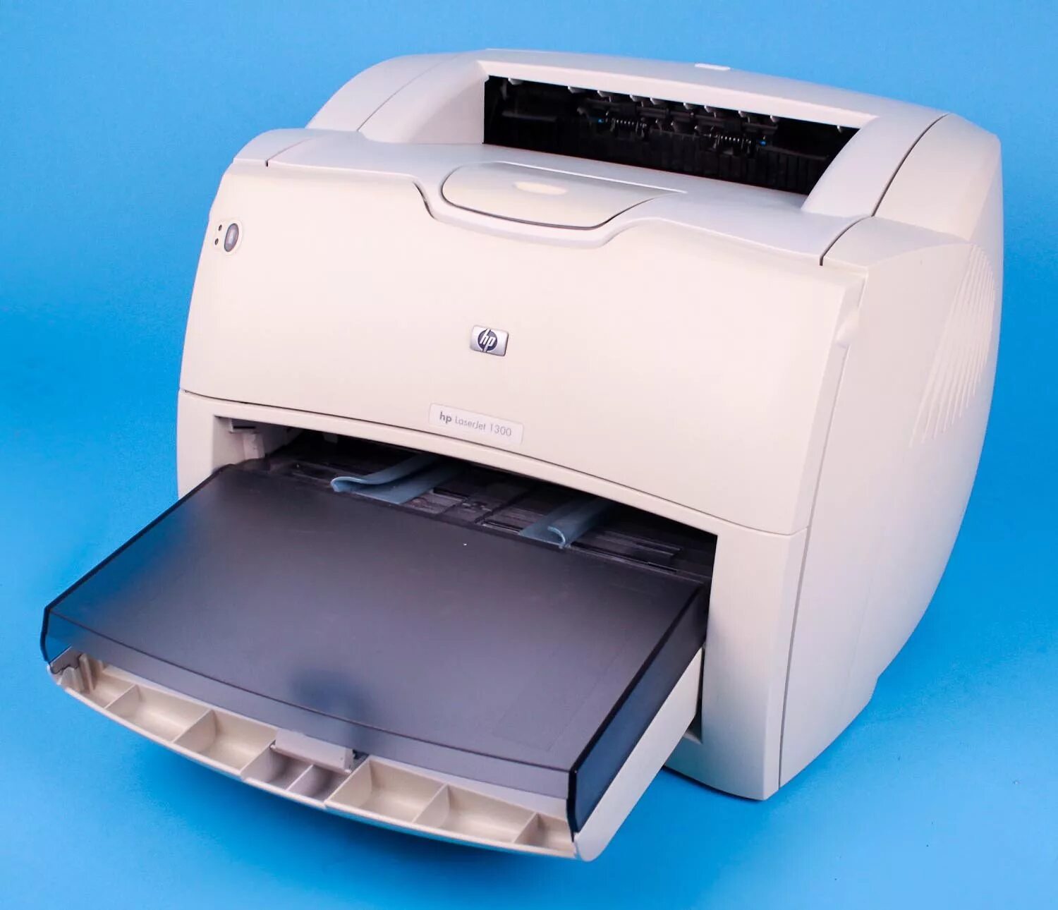 Принтер laser jet. Принтер hp laserjet 1300. hp lj 1300 принтер. hp laserjet 1300 (q1334a). hp laserjet 1300 лазер.