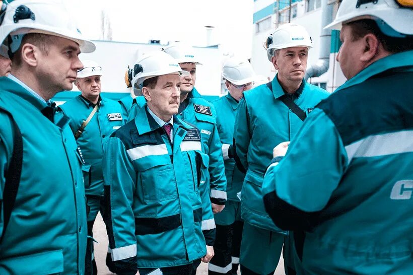 Полиэф рабочие. Сибур химпром пермь. Сибур химпром вакансии. Сибур химпром вакансии. Сибур химпром вакансии.