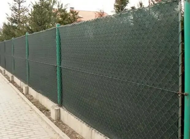 Чем можно закрыть сетку от соседей