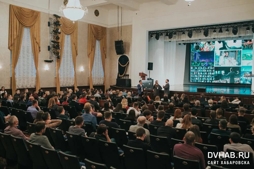 Зал арсеналец хабаровск. Каток арсеналец хабаровск. Арсеналец хабаровск. Дк арсеналец хабаровск. Арсеналец хабаровск.