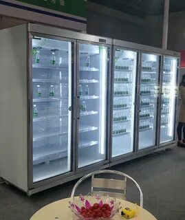 Холодильная дверь стеклянная