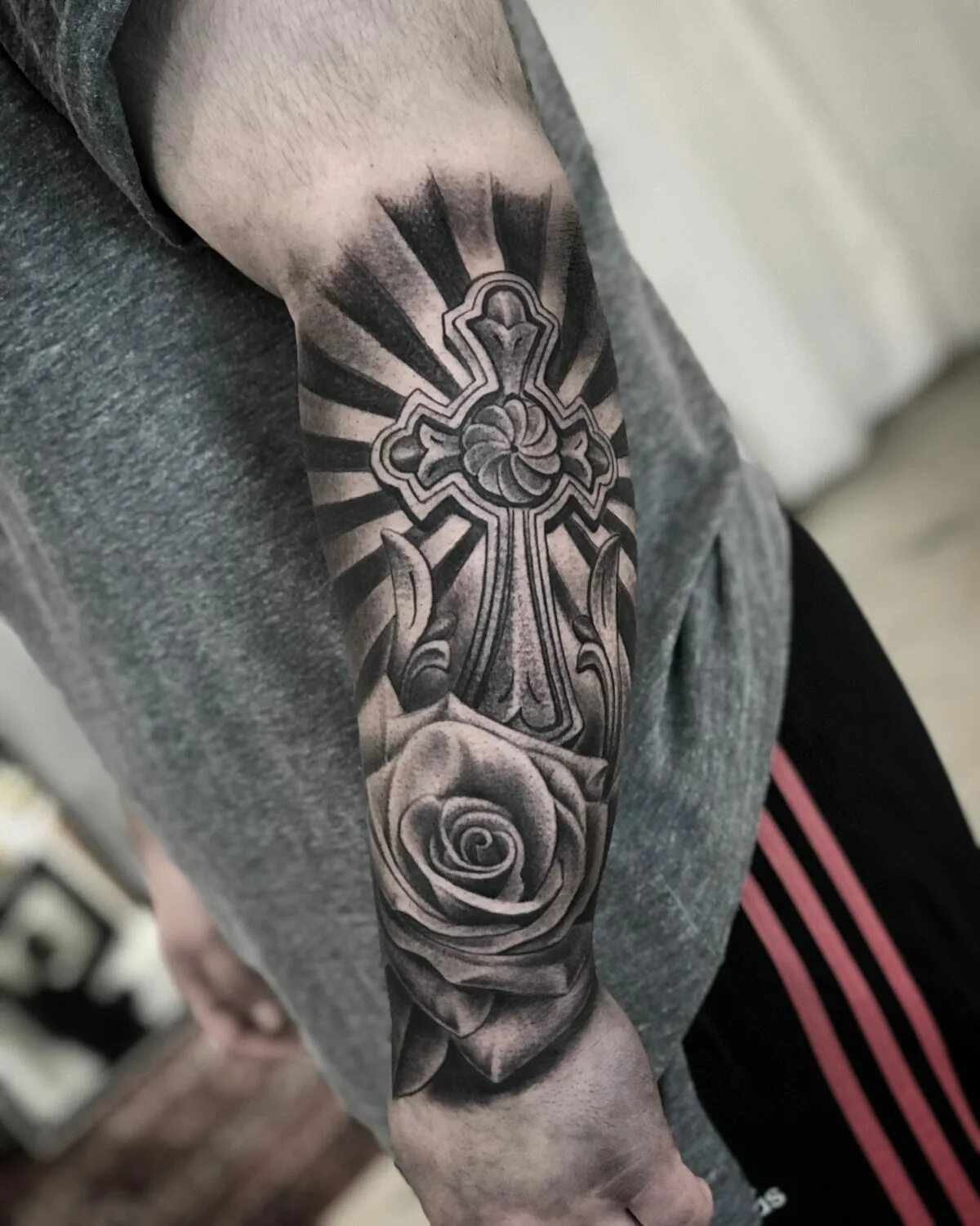 Наколки церковь. Тату крест. Армянский крест хачкар. Армянские татуировки. Армянские тату.