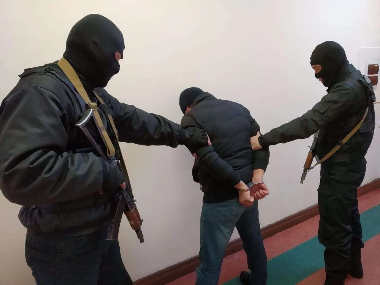 Помощь оказанная преступнику
