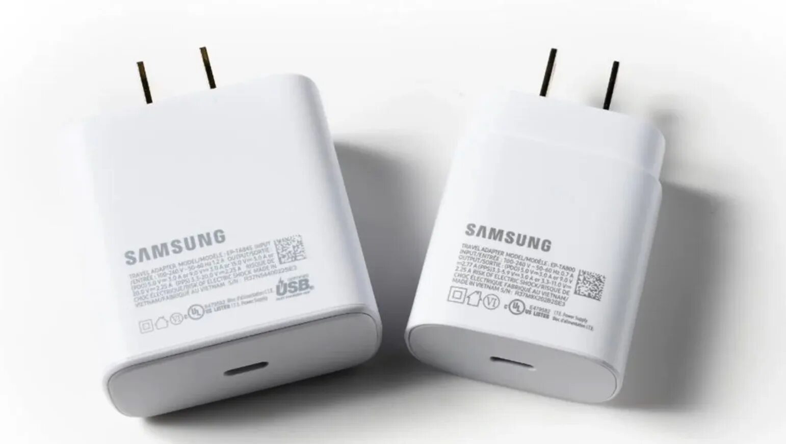 Galaxy s зарядка. Samsung Galaxy s21 зарядка. Блок питания Samsung Galaxy s21. Блок зарядки Samsung Galaxy. Зарядное устройство для самсунг s21.