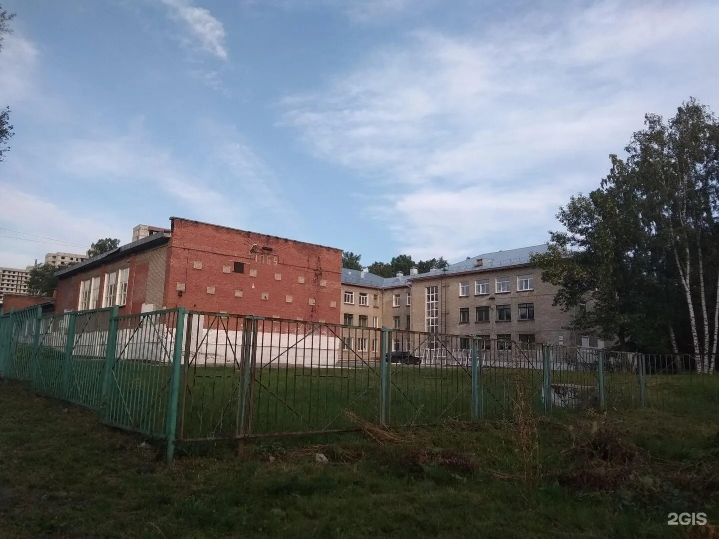 Объединения 82 1. Школа 143 новосибирск. объединения 82 новосибирск. школа 143 казань. школа 143 новосибирск фото.
