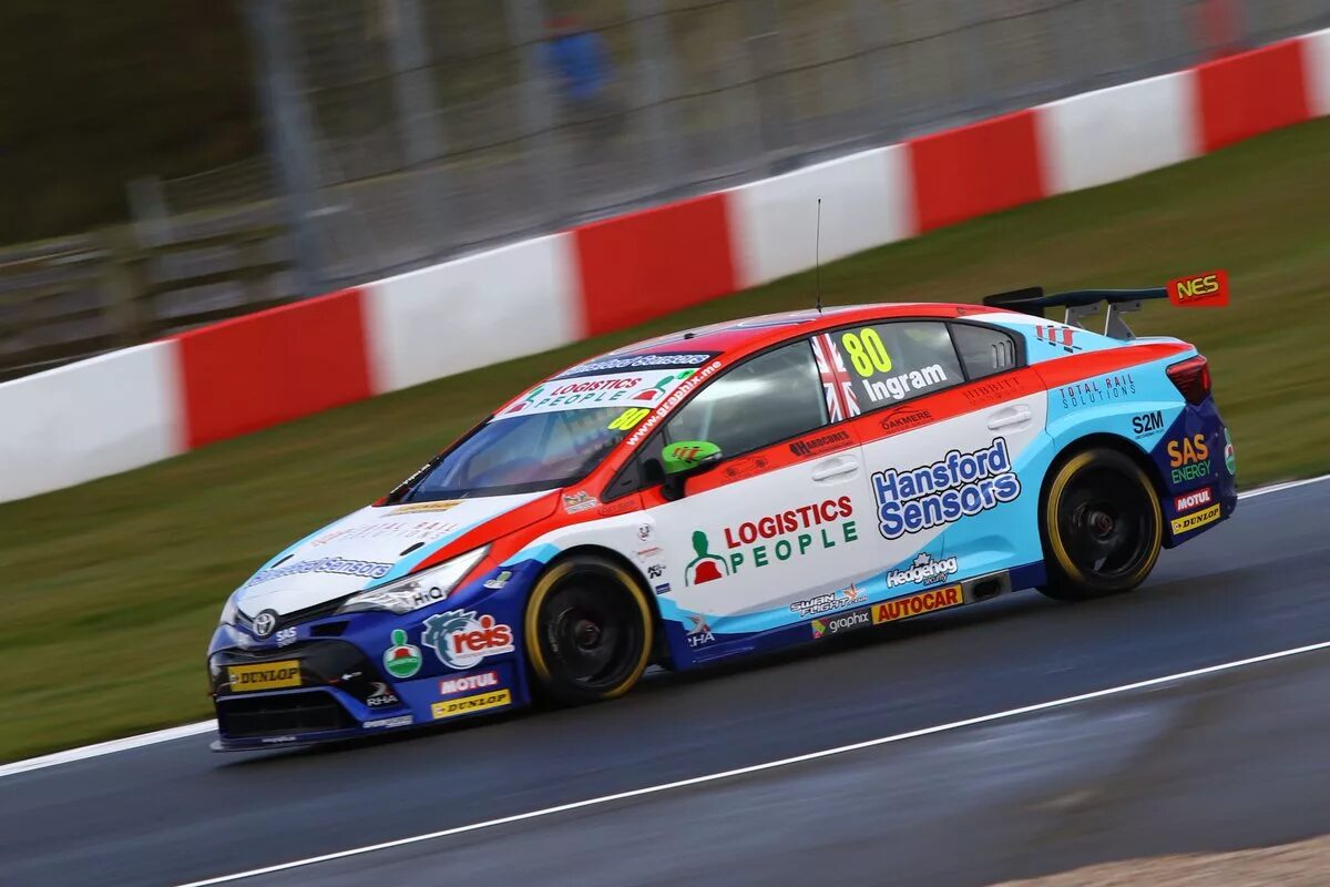 Racing uk. Ford Mondeo Touring car. Dillon BTCC. Tom Ingram - speedworks - BTCC Snetterton 2015. Castrol Mugen Accord.