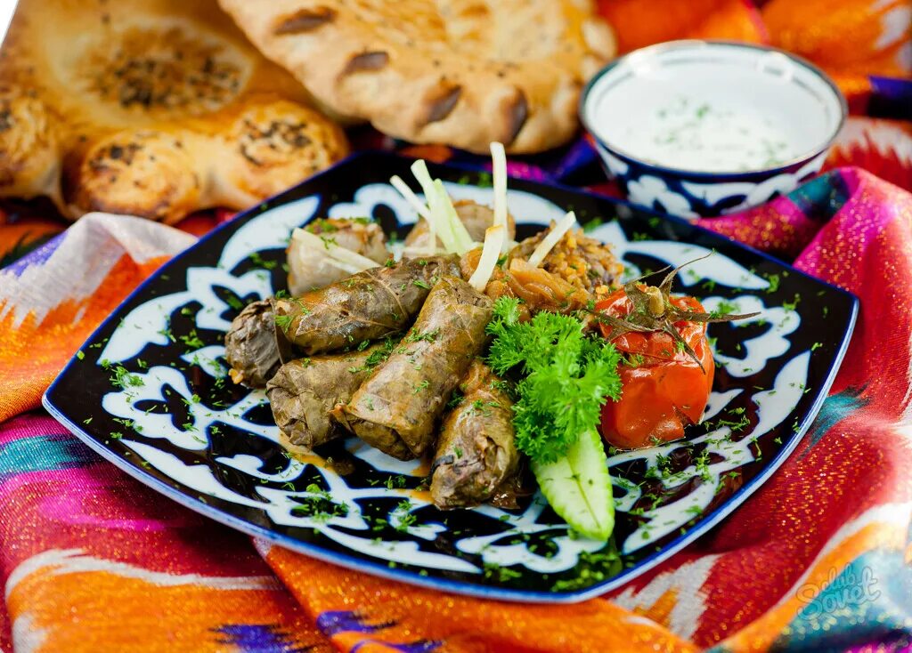 Национальное блюдо узбекистана. Национальное блюдо узбекистана. Узбекская кухня дастархан. Плов девзира ош. Афганская шурпа.