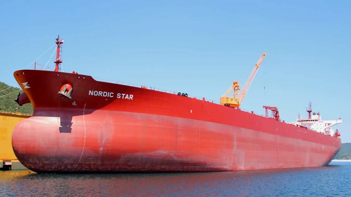 Sunstar судно местоположение. Нордик Стар танкер. Arcturus Star танкер. Танкер Nordic Cosmos.