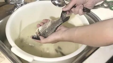 Чистим карася быстро