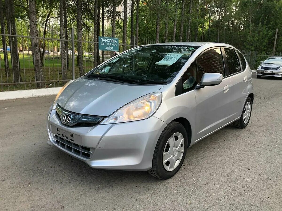 Honda fit 2011