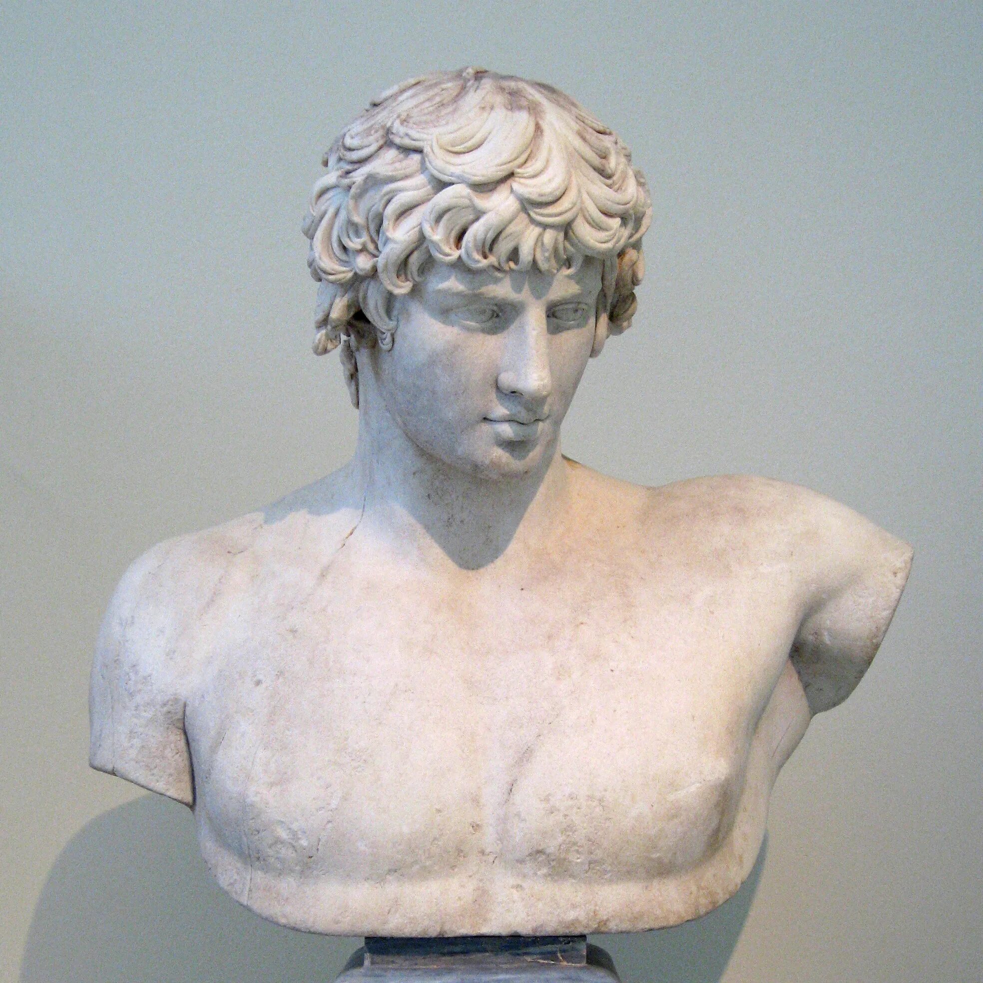 Юноша в греции. Юноша в греции. Соломон симеон вакх. Аполлон бог арт. Аполлон бог древней греции.