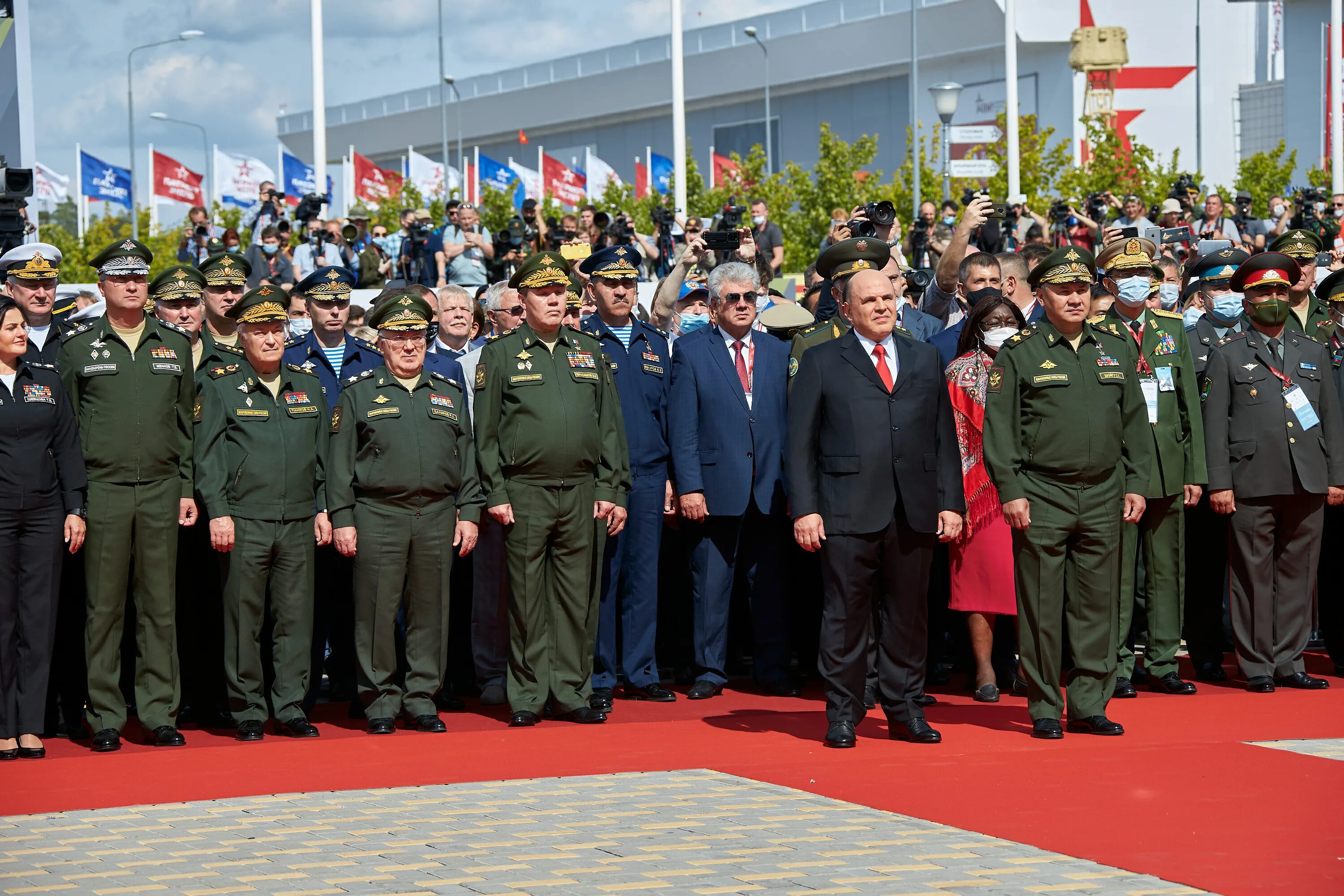 Военно технический. МВТФ армия 2020. Парк Патриот армия 2022. Шойгу армия 2020. Международный военно-технический форум армия-2022.