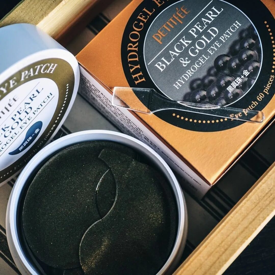 Патчи с черным золотом. Petitfee black pearl gold. petitfee патчи black pearl. патчи black pearl and gold. petitfee black pearl &amp; gold hydrogel eye patch.