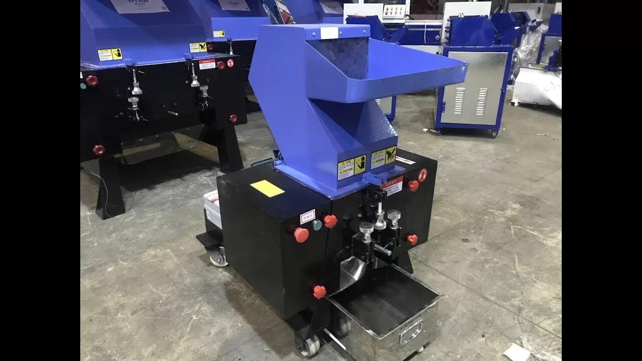 Измельчитель бензиновый термит у 250. Дробилками 250. Станкопромгрупп садовый измельчитель бензиновый 250 15234771. Измельчитель кормов электрический patriot gr 250. Дробилка барабанная мобильная автономная skorpion 280 sdbg.