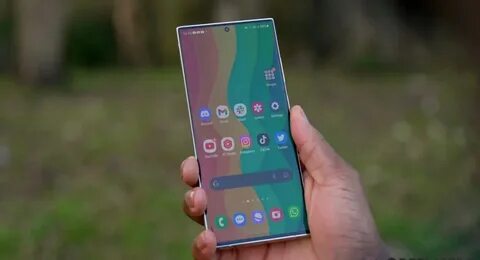 Андроид с 6 экраном