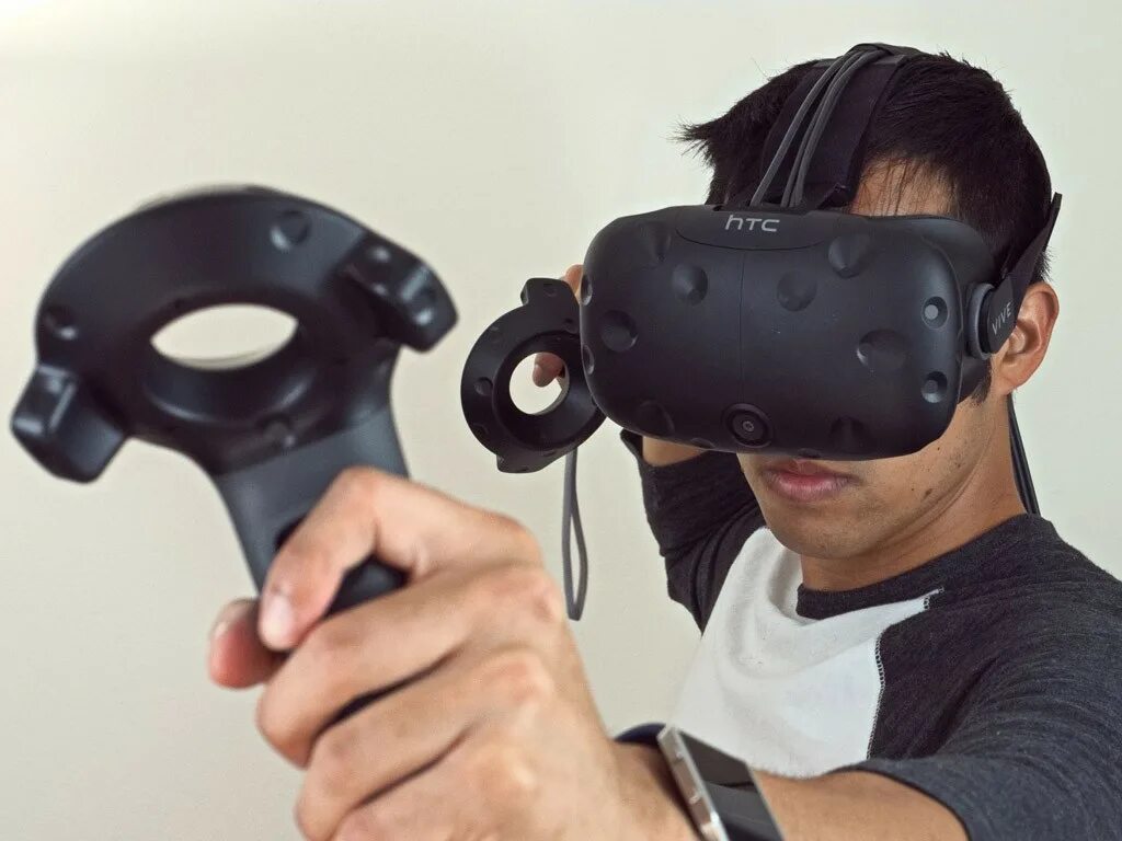 Виртуальные очки в которые можно играть. Виар очки vive. htc viva 2016. очки виртуальной реальности дайсон. htc vive virtual reality system.