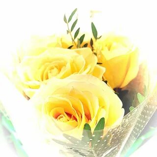 С днем рождения картинка с желтыми розами