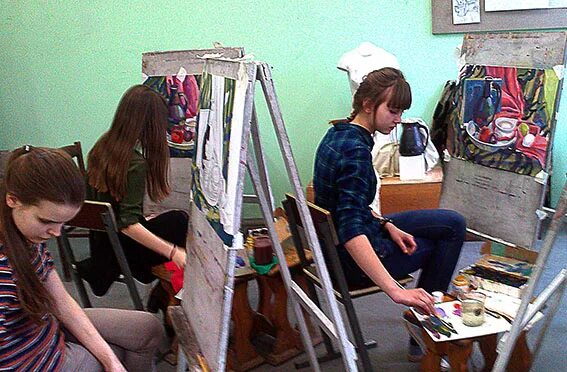 Какие предметы в художественном колледже