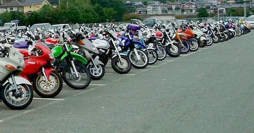 Авторынок мопедов. На рынке. Авторынок мопедов. Магазин скутер воронеж. Авторынок мопедов.