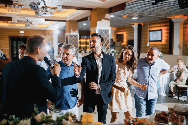 Жуков павел казань. Директор ресторана соболев. Олег ананьев екатеринбург. Павел жуков ведущий. Директор ресторана.