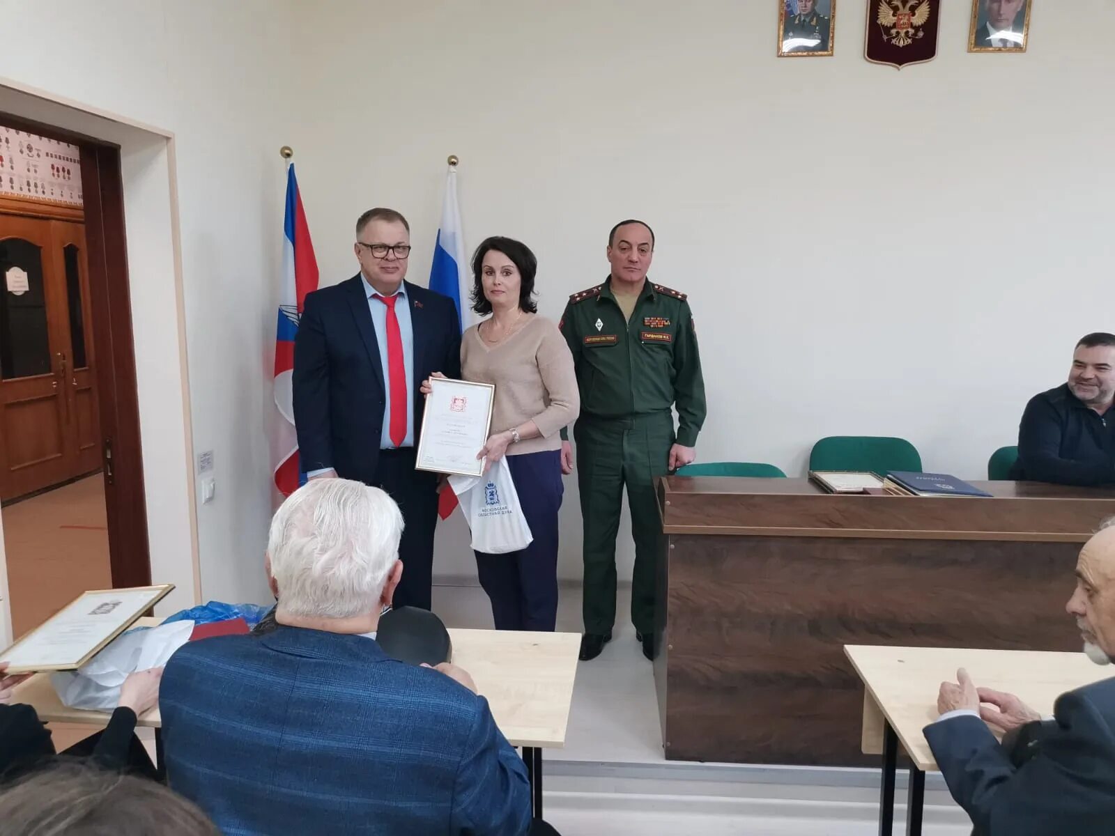 Военкомат домодедово и ленинского. Военкомат домодедово военком. Военкомат домодедово. Военкомат домодедово и ленинского. Военкомат города домодедово.