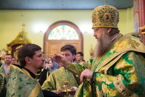Служба в троицком