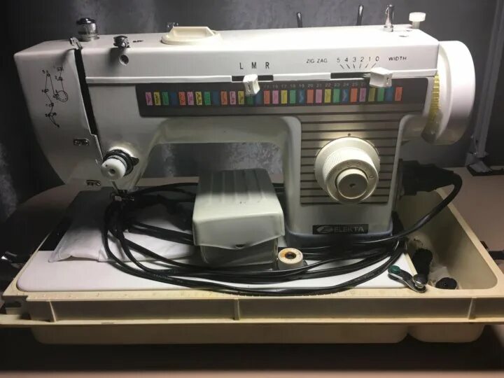 Brother xr-35. Brother xr 33 запчасти. Электа швейная. Швейная машинка elekta 10301. Японский швейная машина електа в екатеринбурге.
