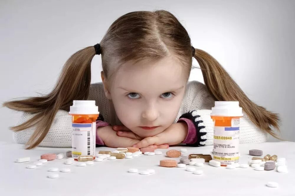 Посмотри лс. Антибиотики для детей. Таблетки для детей. Лекарственные формы для детей. Лекарственная терапия у детей.