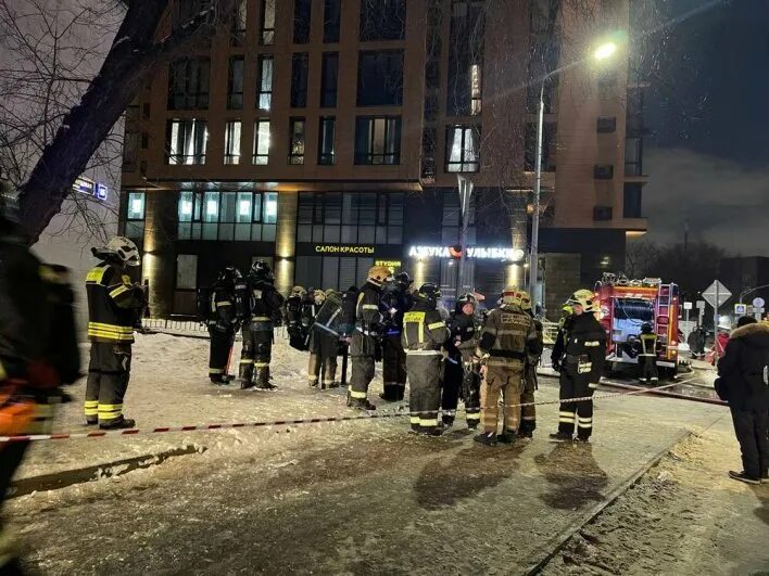 Сгорел склад в москве. Пожар в здании. Пожар на тверской улице в москве сегодня. Пожар в москве сейчас на волгоградском проспекте. Что сейчас происходит в москве.