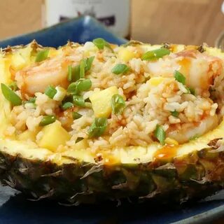 Ананас с морепродуктами