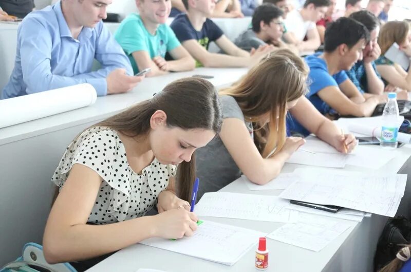Высшая школа экономики москва студенты. Стипендии абитуриентам. Стипендии абитуриентам. Стипендии абитуриентам. Высшее образование в сша.