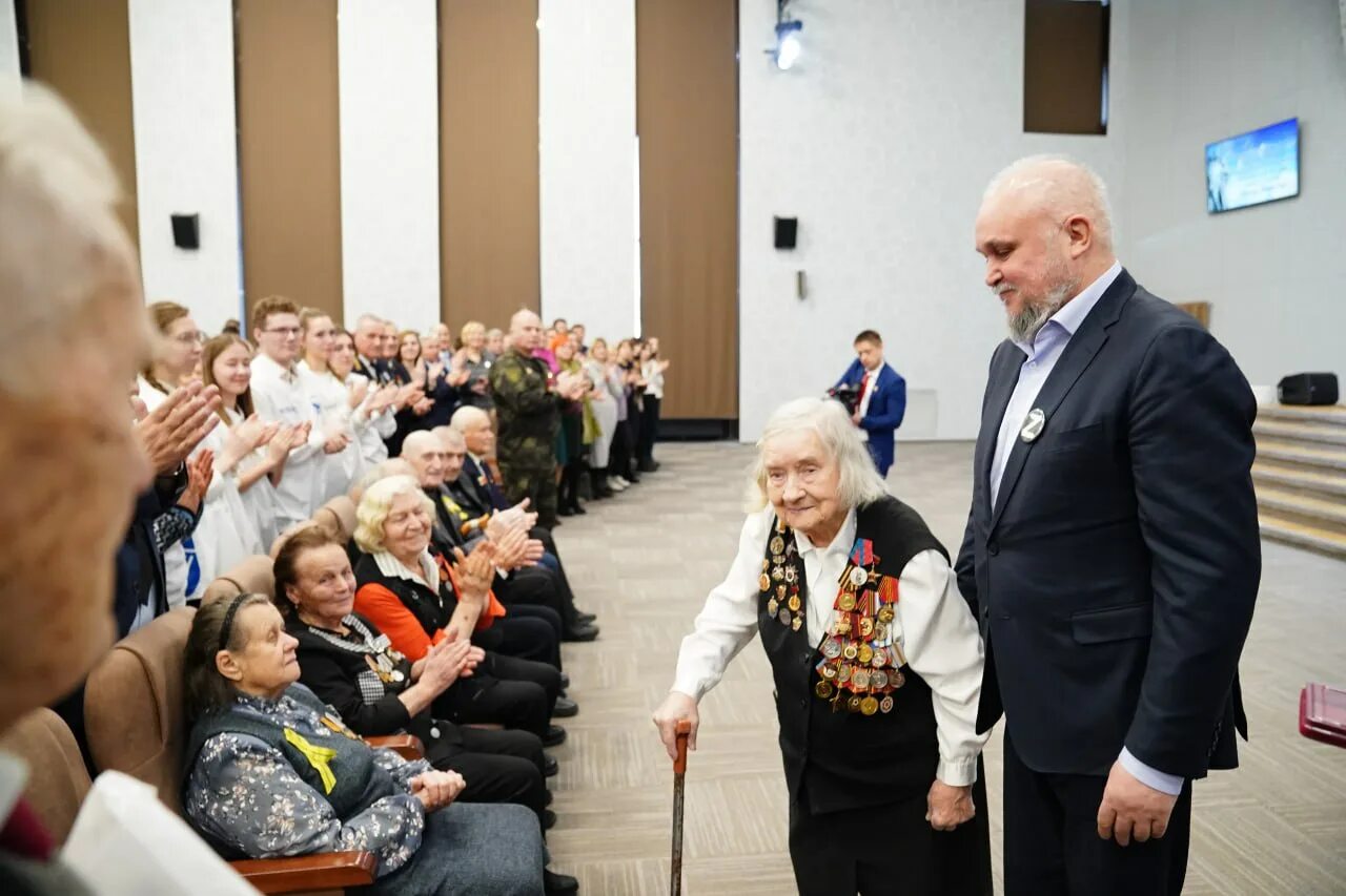 Медаль Николая Масалова. Ветераны ВОВ. Награждение для блокадников. Ветераны Ленинграда.