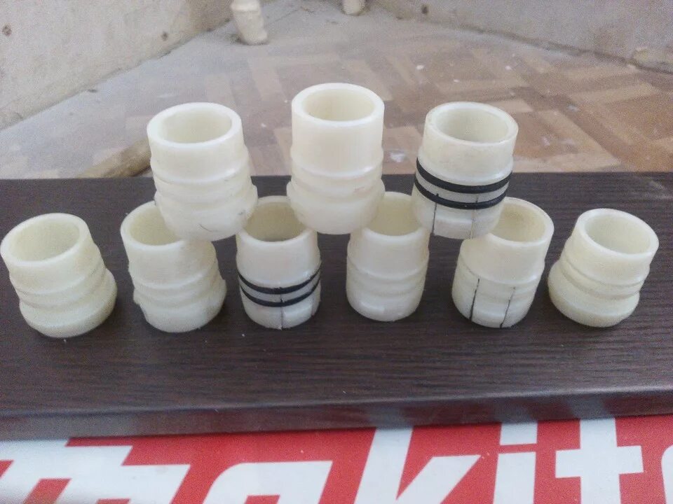 Капроновые втулки. Капроновые втулки. Втулки капролоновые cf moto 500. Втулка(капролон) 6102. Капролоновая втулка для рулевой рейки лансер 10.