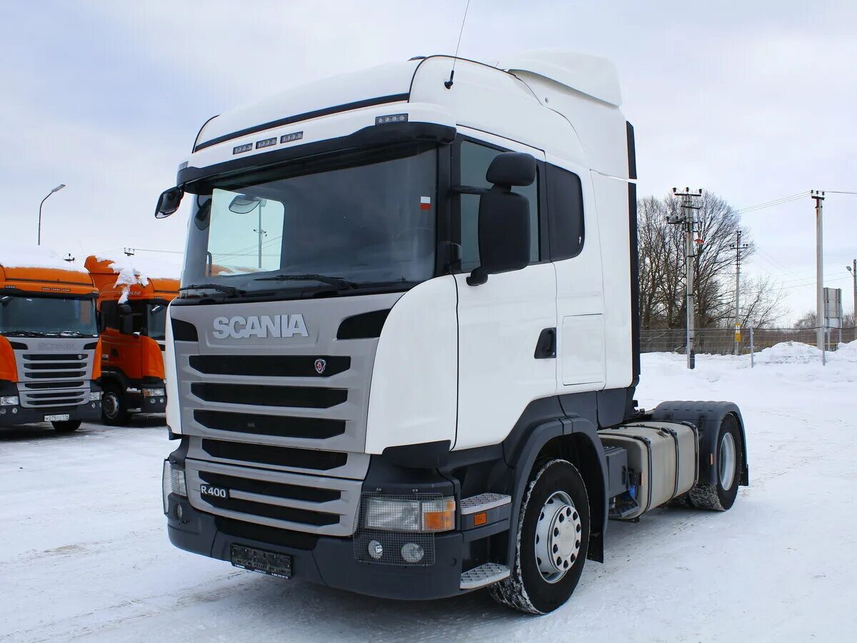 2731875 scania. Скания 380 тягач. Скания 2011г. Scania p380 6x4 тягач. Scania p380.