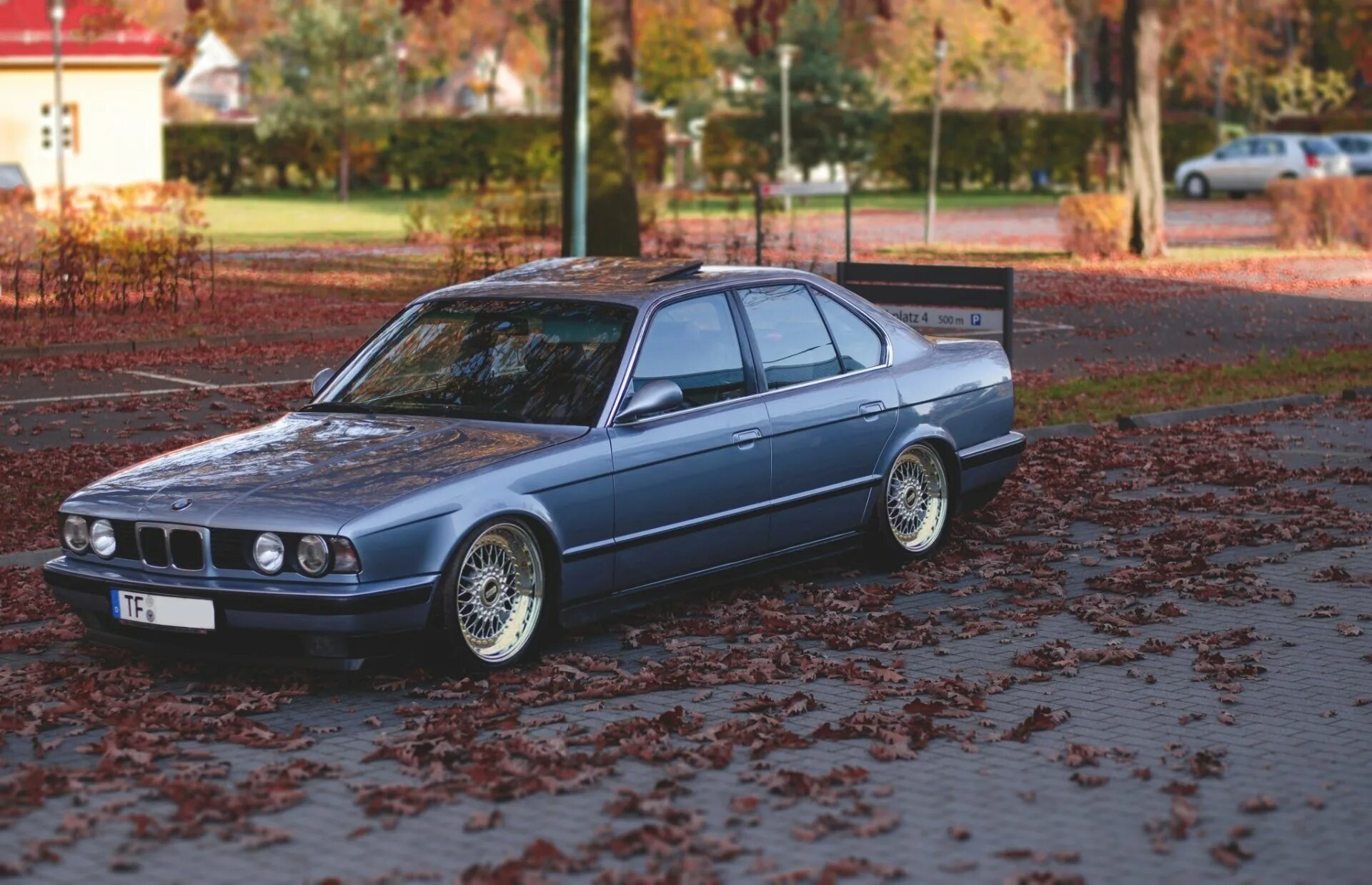 Бмв е34 тюнинг. Bmw e34. бмв e34 стенс. bmw e34 stance. е34 stance.