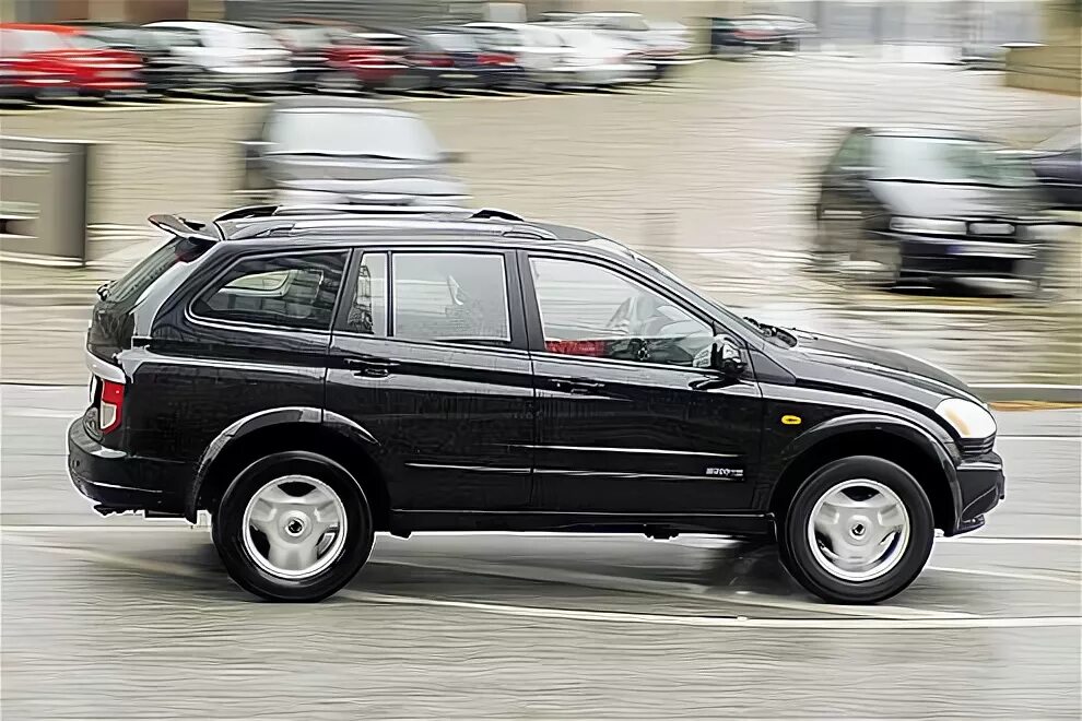 Ssangyong rexton xdi. Кайрон 200. ssangyong kyron черный. ssangyong kyron моделька. краш тест санг енг рекстон.