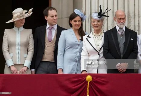 The windsors a royal family