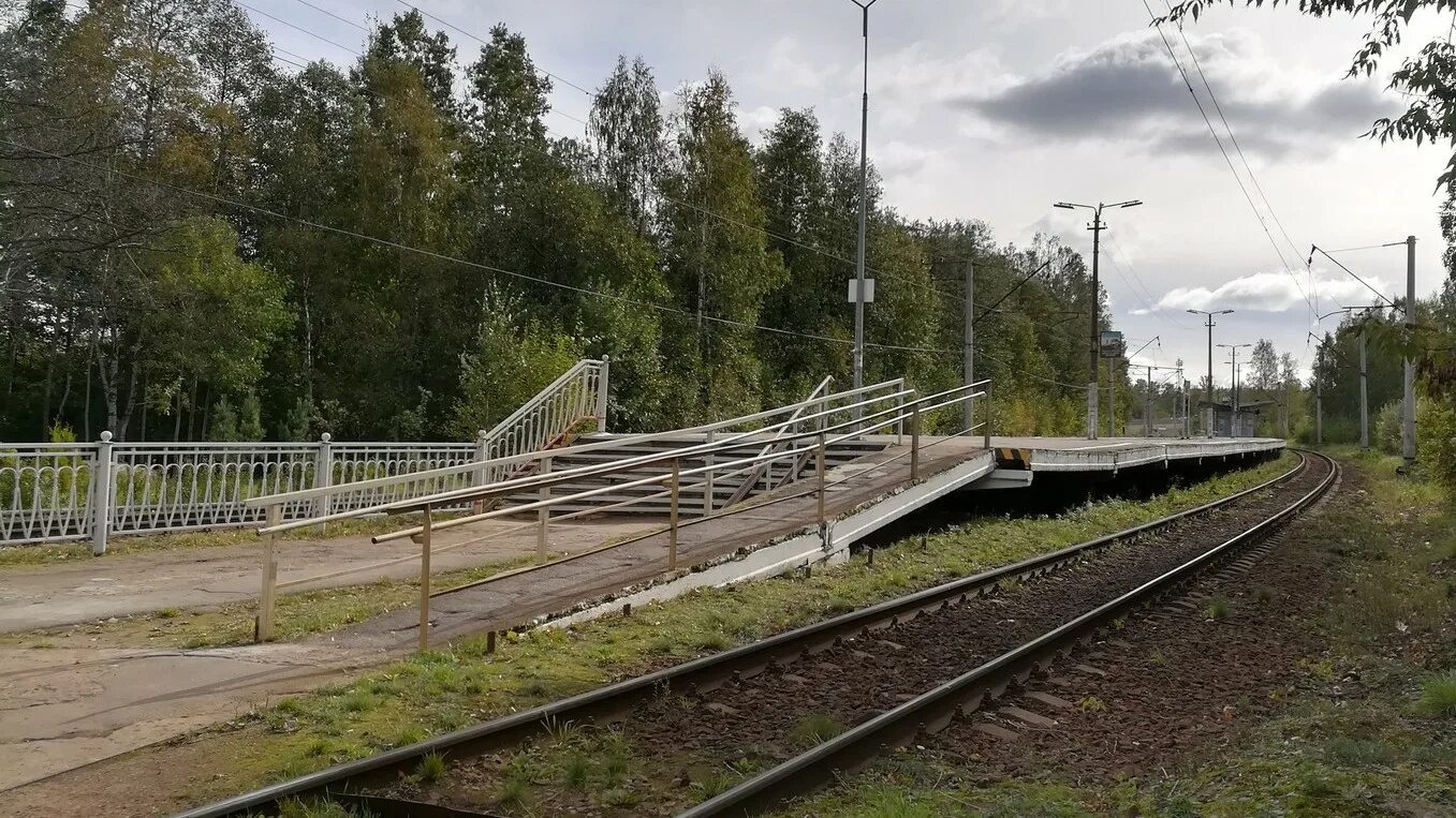 электричка петербург лисий нос