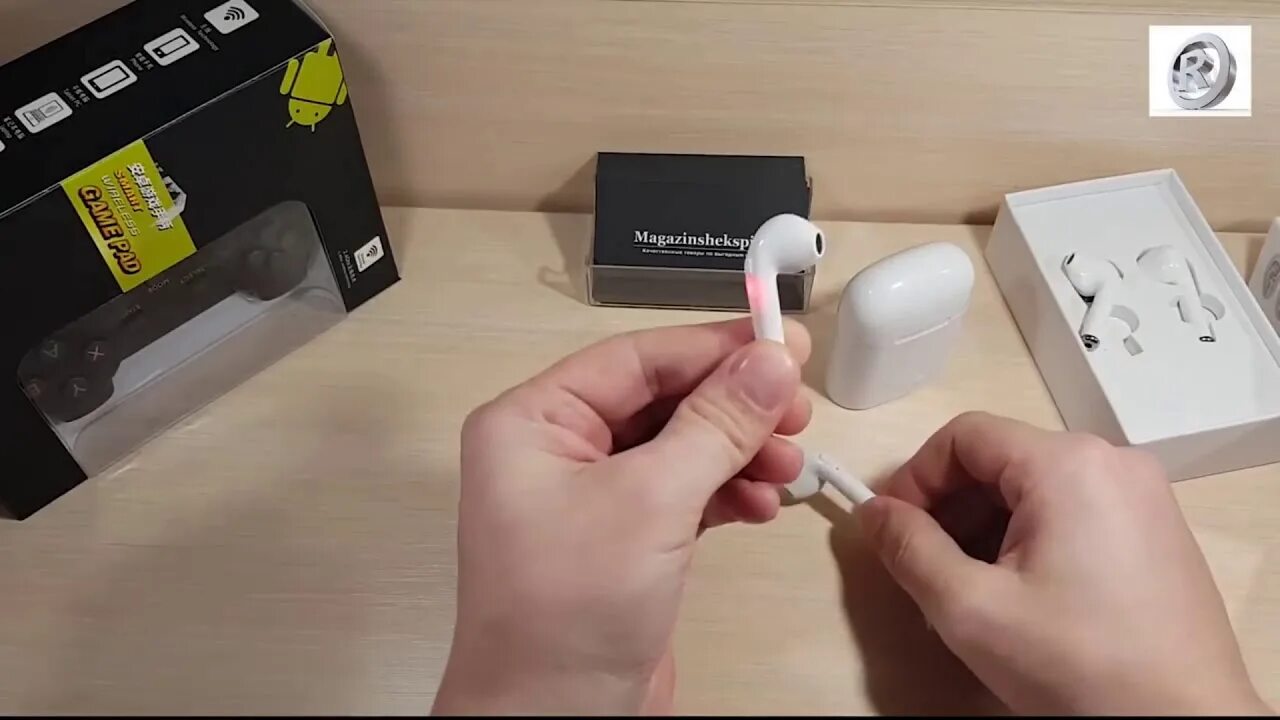 Как синхронизировать airpods. I7s TWS беспроводные наушники. Синхронизация беспроводных наушников между собой. Синхронизация наушников Bluetooth между собой. Синхронизация наушников Bluetooth между собой TWS.