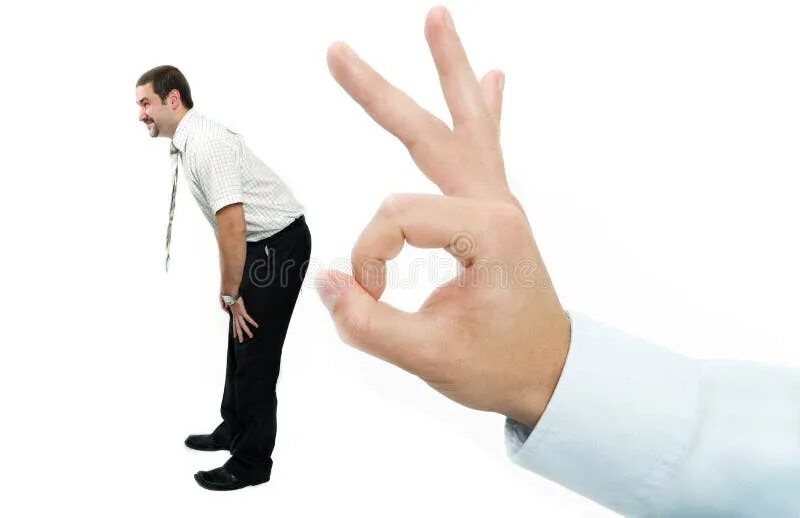 На руку конкурентам. На руку конкурентам. На руку конкурентам. Человек щелкает пальцами. Конкуренция.